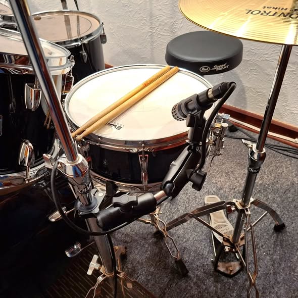 DrAlienSmith DKM  Deluxe Kick Mount